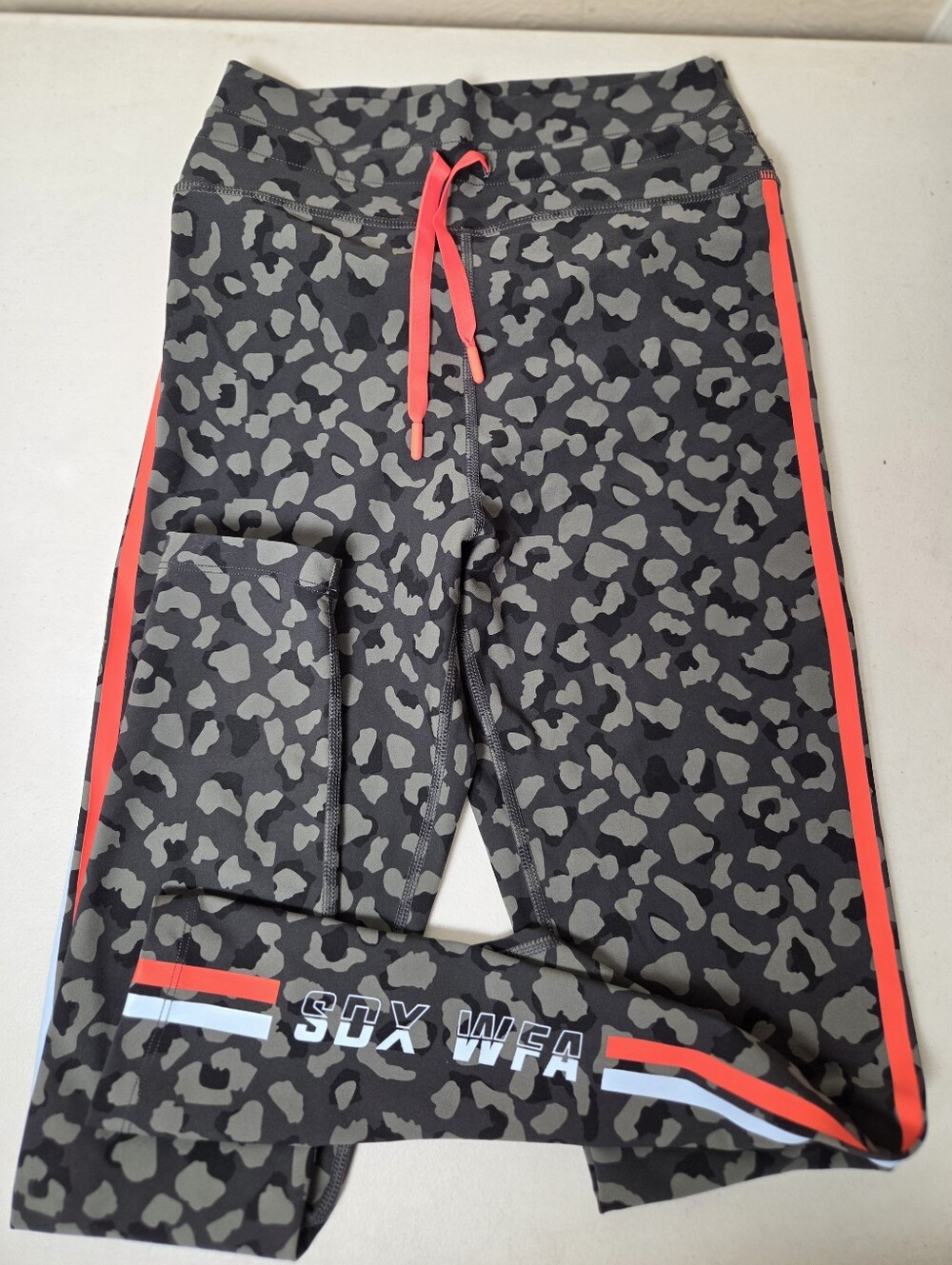SDX WFA Leopard Print Leggings Size Small Gray Black Gym Run Workout Womens